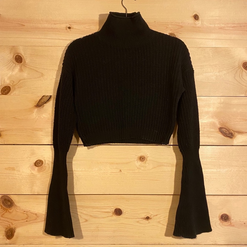 American Apparel Cropped Sweater